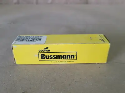 NEW BUSSMANN JKS-100