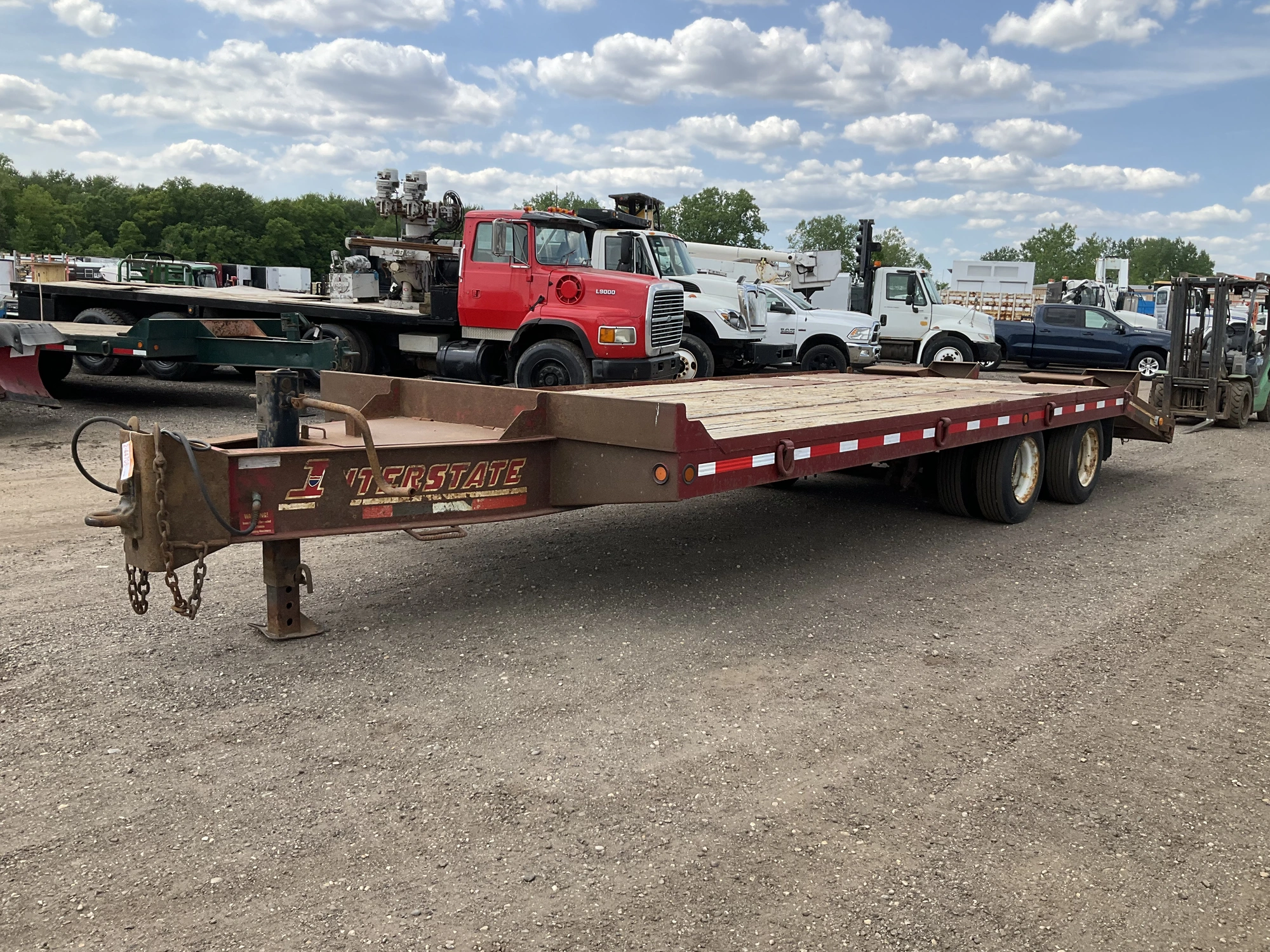 USED 2016 INTERSTATE TRAILER