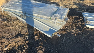 GALVANIZED CORRUGATED STEEL SHEET Few Damaged