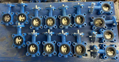 USED Pratt 2.5" Lug Butterfly Valves