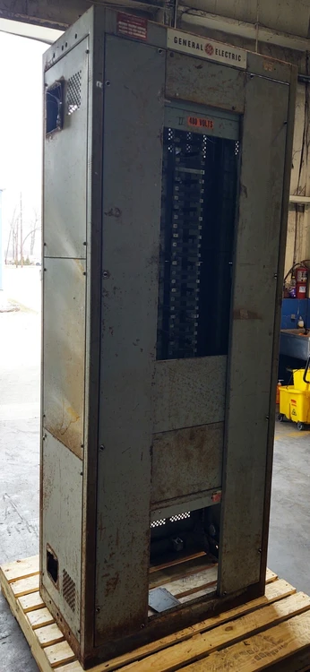 Used GE Does Not Apply Circuit Breakers Kentucky US | Edwards Industrial Repair #1016479