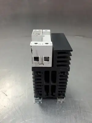 USED Carlo Gavazzi RGC1A60D62KGU Solid State Relay Contactor, 4-32VDC
