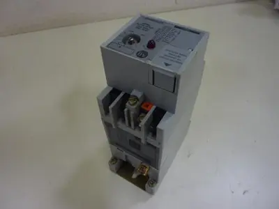 USED ALLEN BRADLEY 700-RTC00010U1 SER A