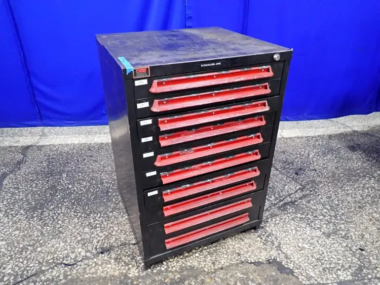 Used LYON _UNKNOWN_ Cabinets Ohio US | HGR 24 #1134096