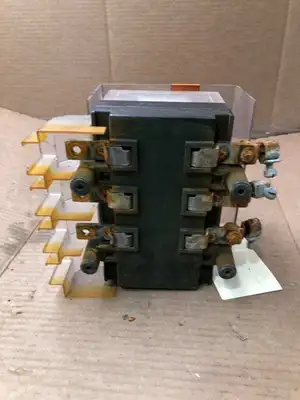 CGE VC4PF 125A 3 Pole Rotary Disconnect Switch 500-660VAC AC23