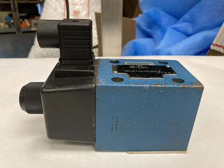 Used REXROTH 4WE10X7-33/CW110N9 Solenoid Valves Ohio US | Surplus Asset Holdings #1247292
