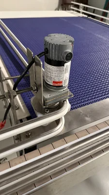 ABE Vibratory Feeder Table