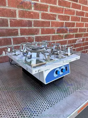 USED VWR OS-500 ORBITAL SHAKER W/ 0.75" ORBIT & BEAKER HOLDERS