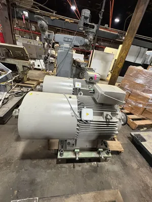 SIEMENS 1LE15232DC033AK4-Z Motors | ESS Industrial Equipment Sales (2)