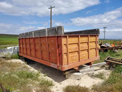 15' Omaha Standard Dump Bed