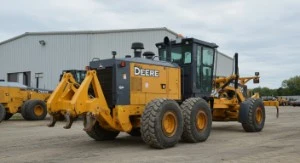 USED 2023 Deere 772GP