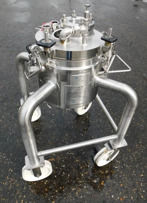 USED CHERRY BURRELL REACTOR 5 GALLON