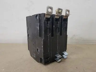USED SQUARE D QO250