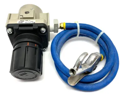 AR50K-N06-Z | SMC  Regulator 7-125psi w/ Coilhose 54" Safety Blow Gun - Used