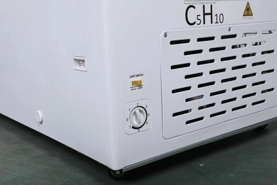168-0048 FDF20CF 60" Sliding Glass Self Contained Chest Freezer