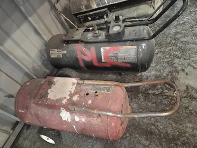 2 Air compressor tanks