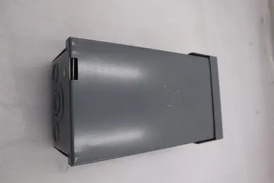 SQUARE D HOMELINE HOM24L70RBCP 70AMP 2 SPACE 4 CIRCUIT #4370