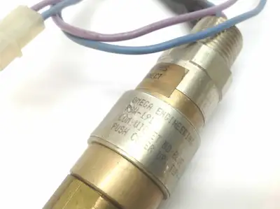 RSW-191 | Omega Engineering  Solid State Pressure Switch 10-150 PSI 5A 250 VAC - Used