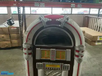 Crosley jukebox on wheels model#CR1704A-WM 21V