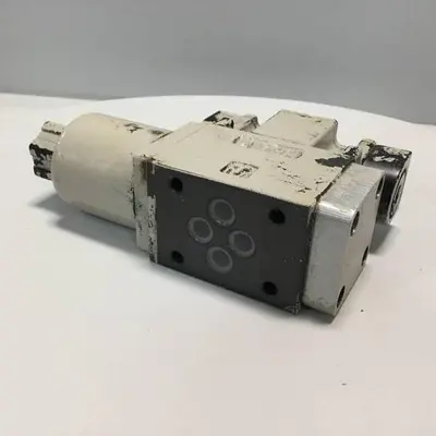 USED NACHI SS-G01-H13-GR-D2-9331A