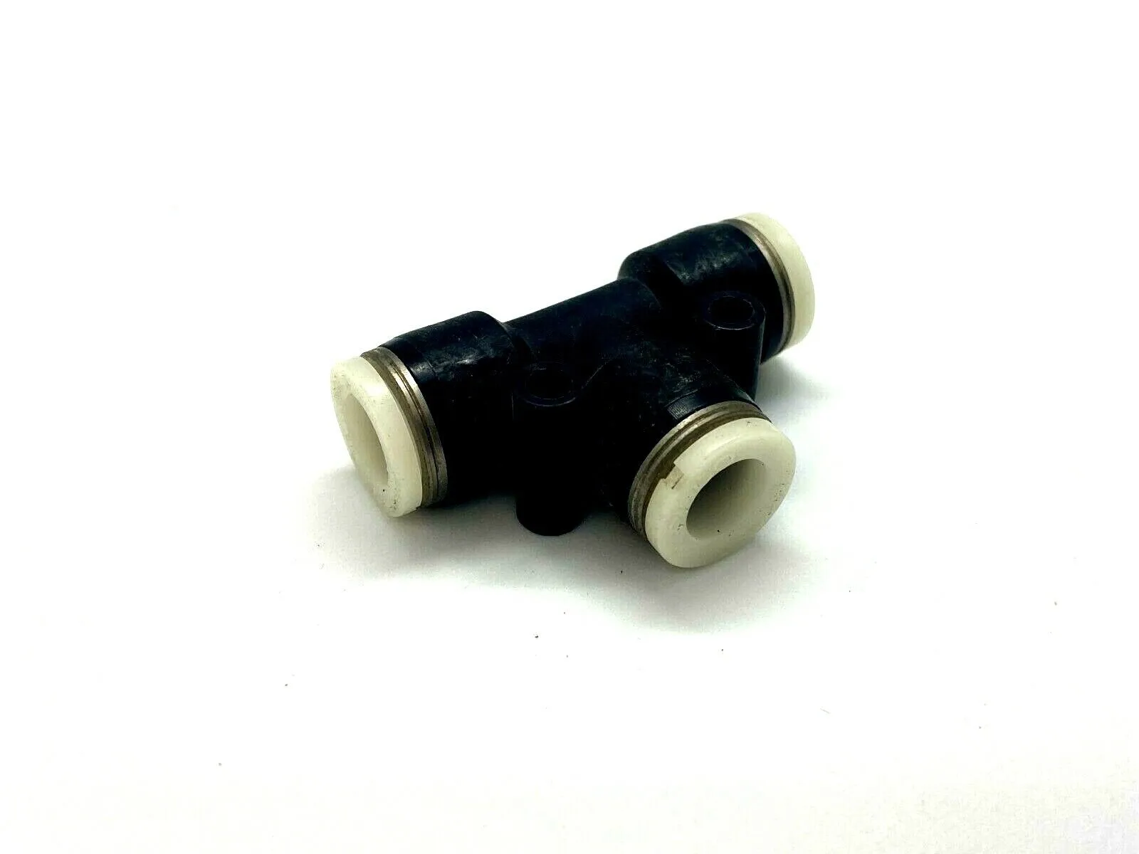 SPE3/8 | Pisco  Push to Connect 3/8" Pneumatic Tee - Used