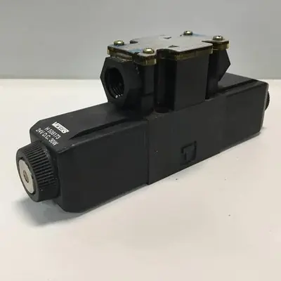USED VICKERS DG4V333CMFTWLH760