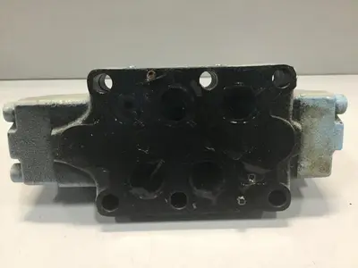 USED VICKERS DG5V-8-S-31C-E-T-M-U-HL-B13-10-EN502