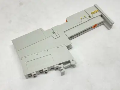USED ALLEN-BRADLEY POINT I/O TERMINAL BASE