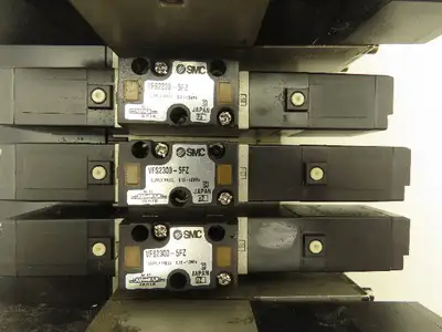 SMC VV5FS2 Plug-In 9-Station Manifold Control Unit VFS2000 Solenoid Valve Bank