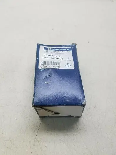 New | in-Stock TELEMECANIQUE XB3BD21 Switch Parts Michigan US | ND Industrial Surplus #1208160