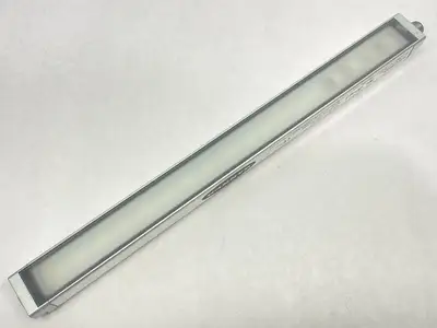WLS28-2XW285DSQ | Banner  Work Strip Light White 285mm Length M12 4-Pin 88099 - Used