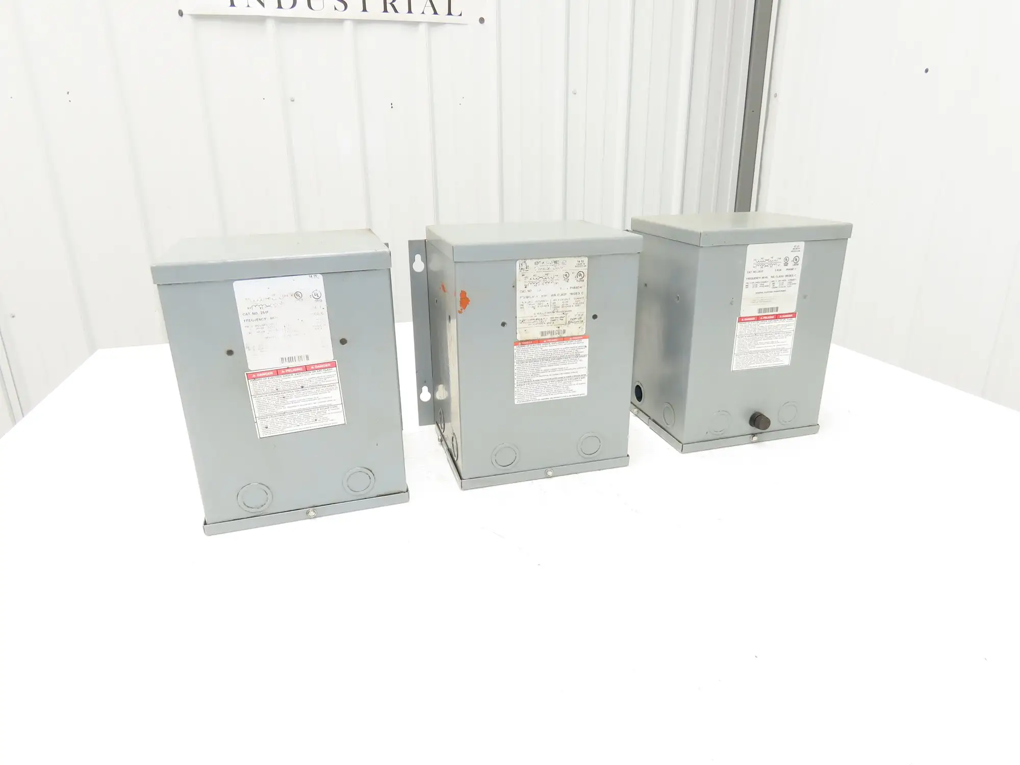 Square D 2S1F Stepdown Power Transformer 2KVA 1Ph HV 240/480 LV 120/240 Lot of 3