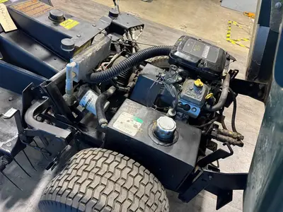 Used 2001 USED BROYHILL HIGHLANDER SPORT M-4100 Golf Trim & Surrounds Mowers Minnesota US | Birnstengel Equipment #1554106