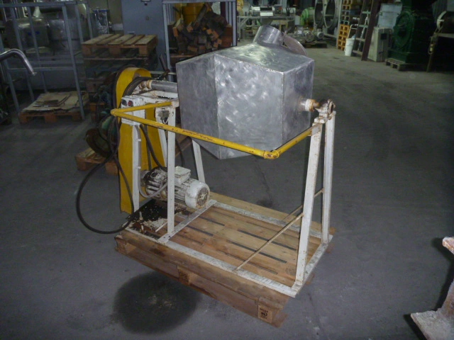 Used _UNKNOWN_ 2 CUBIC FOOT Dough Mixers PL | Perry Equipment #121597
