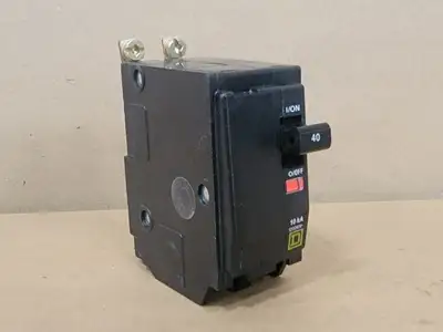USED SQUARE D QOB240