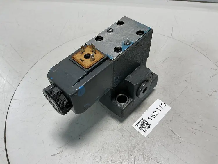 Used VICKERS CVCS25W11S210A00B12 Valves/Fittings Michigan US | Ideal Machinery #939524