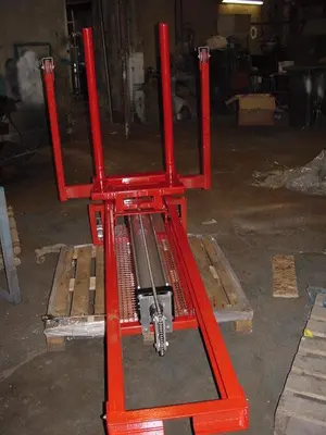 High Lift Mobile 280 Kg Pneumatic Crane