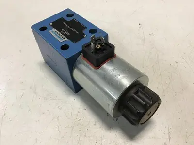 USED MANNESMANN REXROTH 4WE10EA33/CG24N9K4