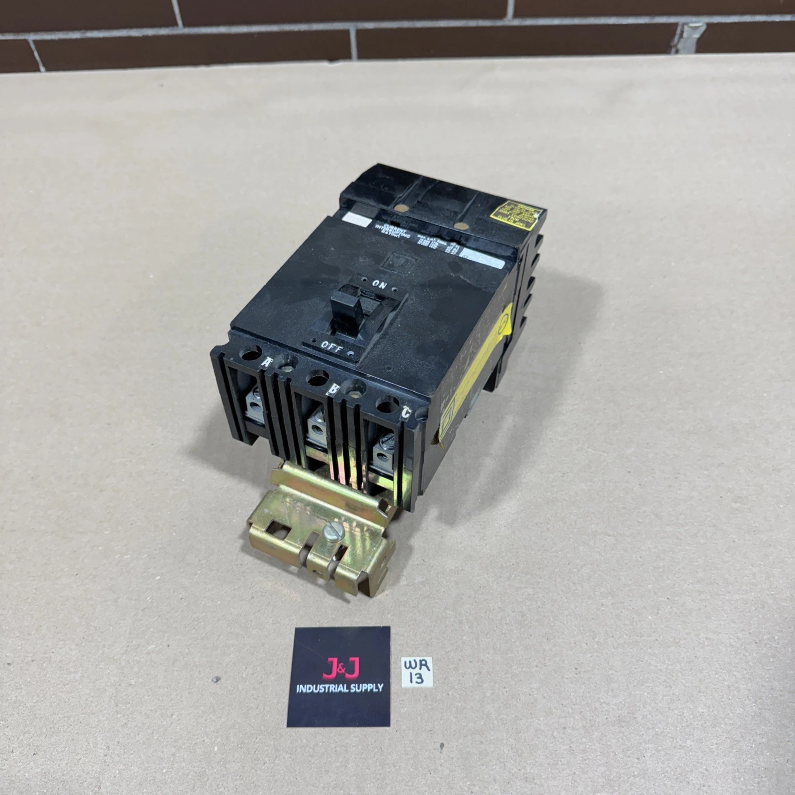 USED Square D LJ-217
