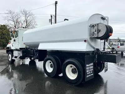 Used 2006 INTERNATIONAL® PAYSTAR 5600 Water Trucks Washington US | Puget Sound Truck Sales #1546488