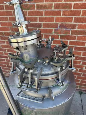 USED LETSCH 260 LITER JACKETED STAINLESS STEEL REACTOR W/ 3/4 HP BOTTOM MIXER