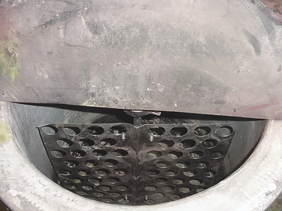 USED WAAGE OPEN TOP 25 GALLON MELTING KETTLE