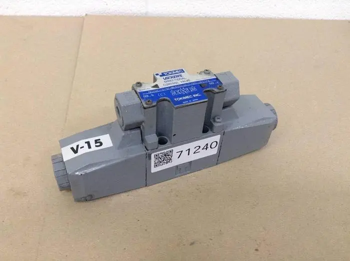 Used VICKERS DG4VC33CMPS2H750JA537X Valves/Fittings Michigan US | Ideal Machinery #576136