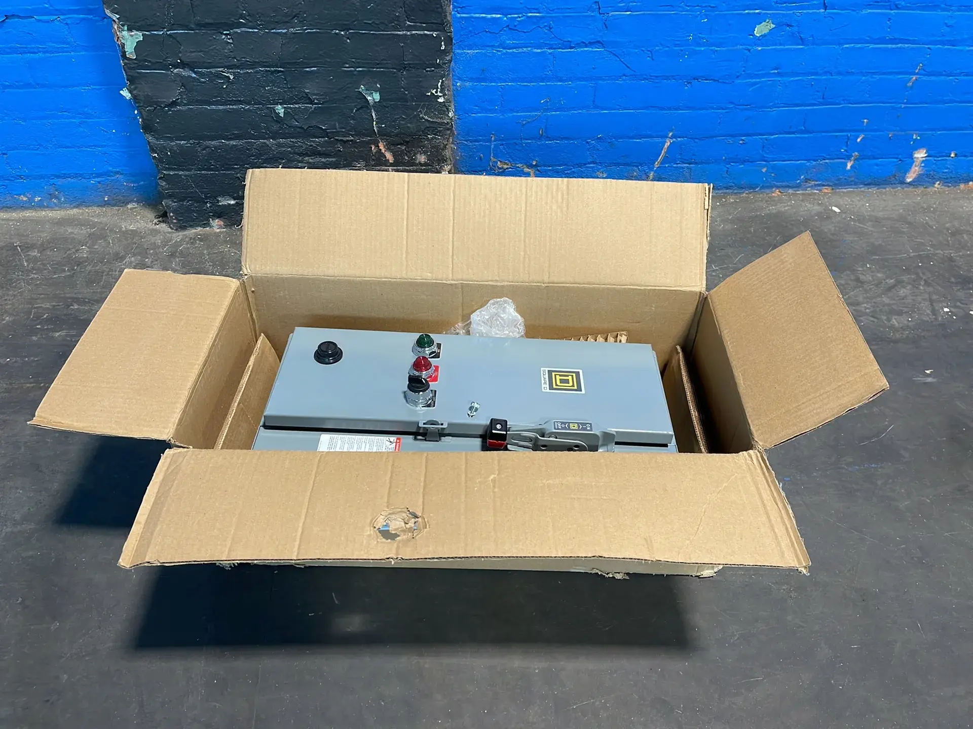 Used SQUARE D 8538SBG33V01CH309P92SX22Y74 Motor Controllers Ohio US | HGR 24 #1150634