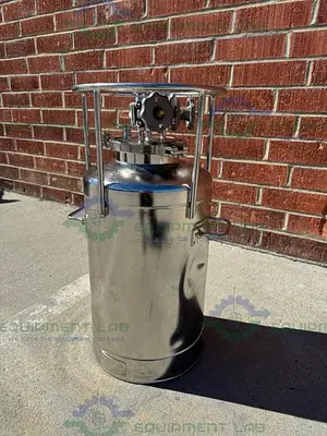 USED ALLOY PRODUCTS 10 LITER STAINLESS STEEL PROCESS / PRESSURE VESSEL 40 PSI