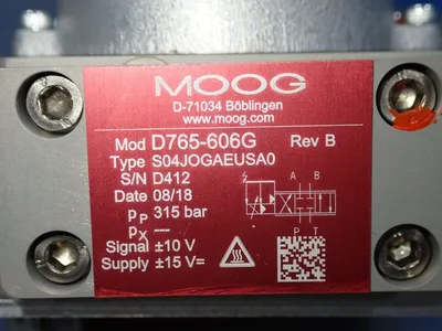 NEW MOOG S04J0GAEUSA0