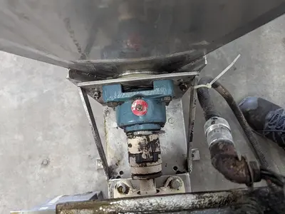 SS Hopper with Auger