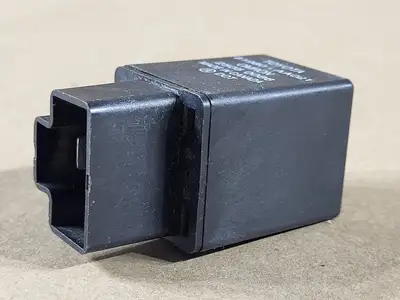 12.8V/85 FPM Flasher Solida State Relay 716/25800, D8315