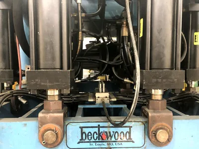 USED BECKWOOD BECKWOOD 4-COLUMN PRESS