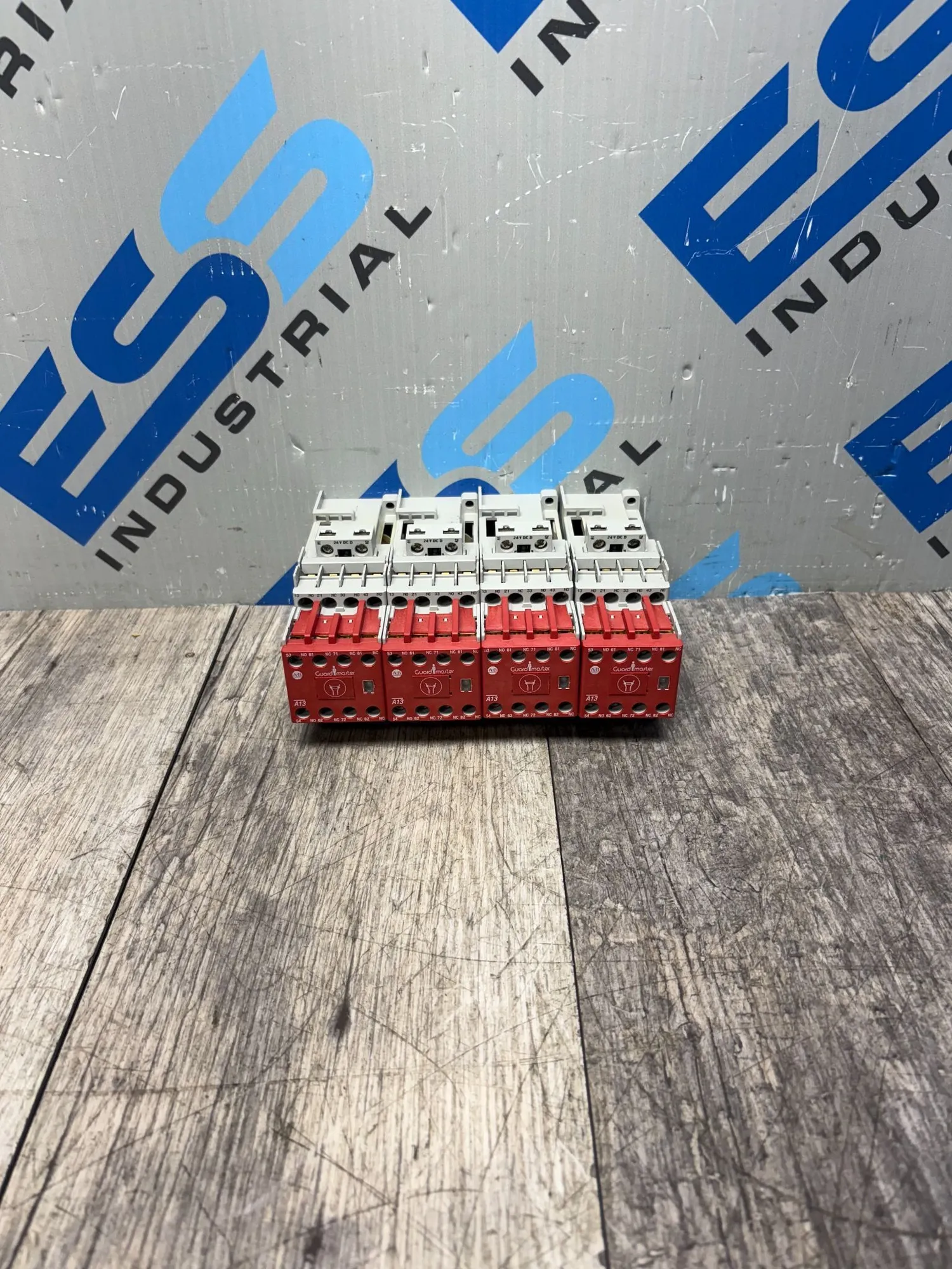 USED ALLEN BRADLEY 700S-CF440DJC